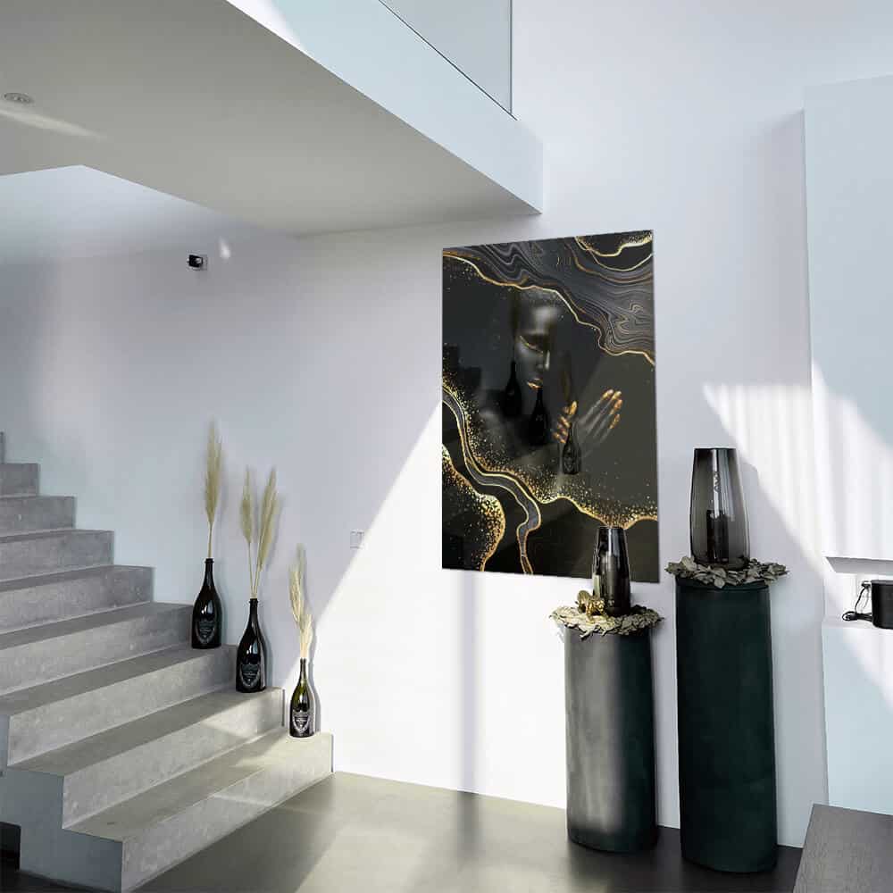 Modern Luxe wit interieur met design glasschilderij van verbazingwekkende zwart en goud kunst met zwart en goud body art meisje