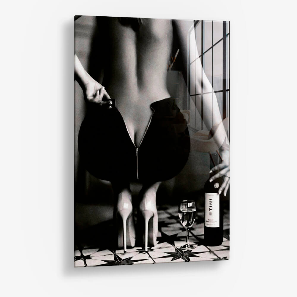 8.-Glass-Detail-1-Unzipped